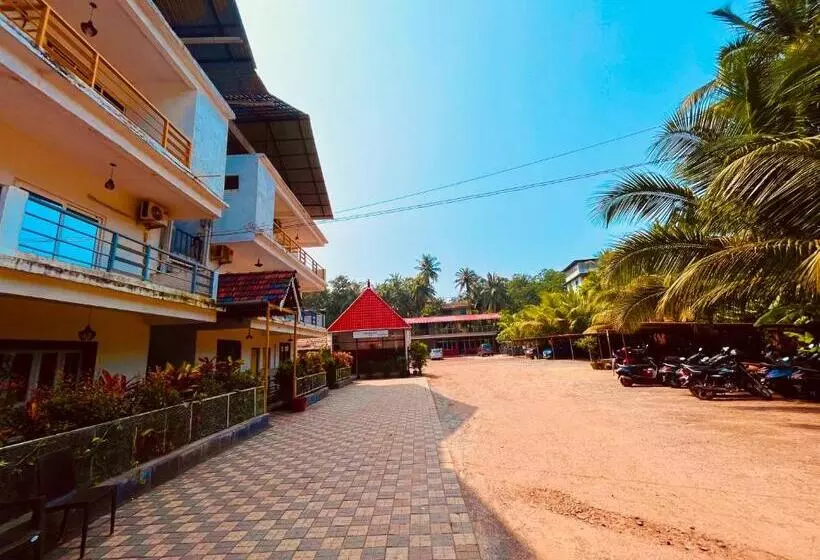 ホテル The Winterline Beach Resort, Goa