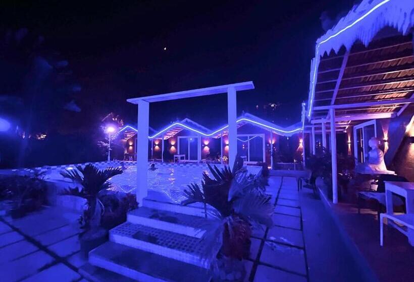 ホテル The Winterline Beach Resort, Goa