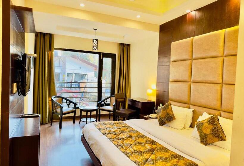 בית מלון כפרי Khamba Lodge