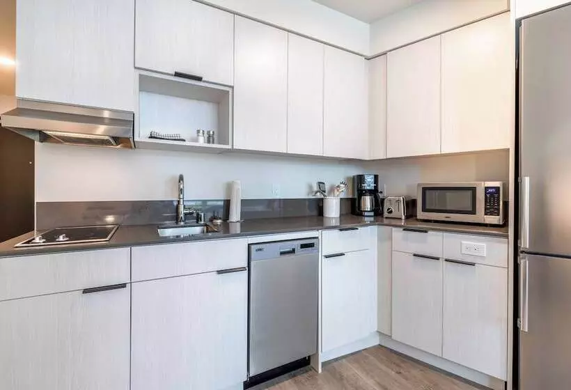 ホテル Marina Square Suites
