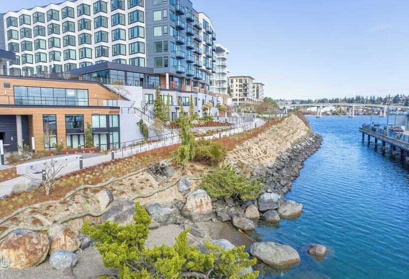 בית מלון כפרי Marina Square Suites