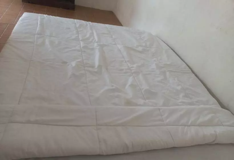 ホテル Spot On 93917 Homestay Adreena Syariah