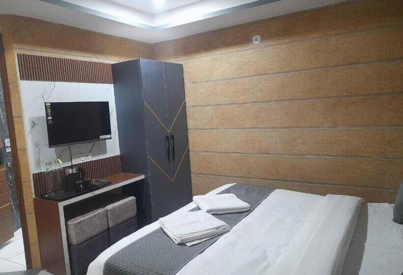 בית מלון כפרי Asha Delight