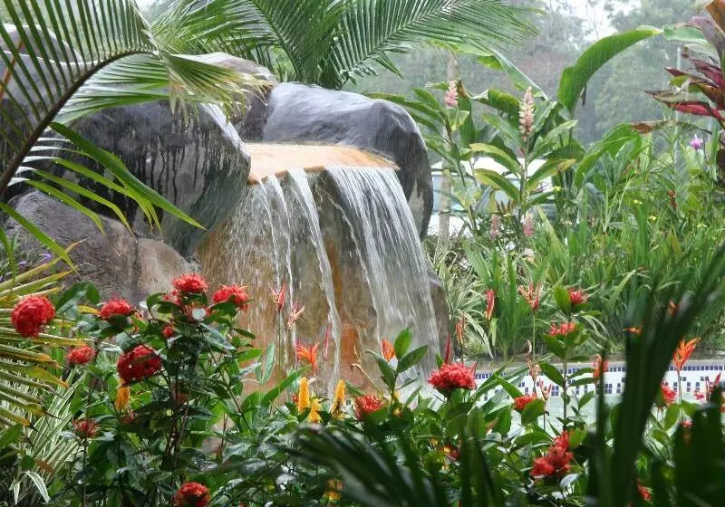 Hotelli Blue River Resort & Hot Springs