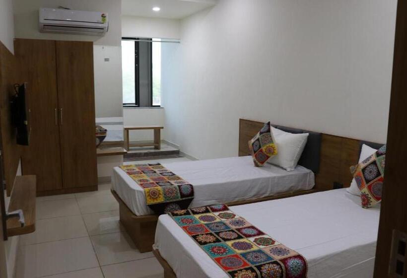 בית מלון כפרי Krishna Kunj Inn