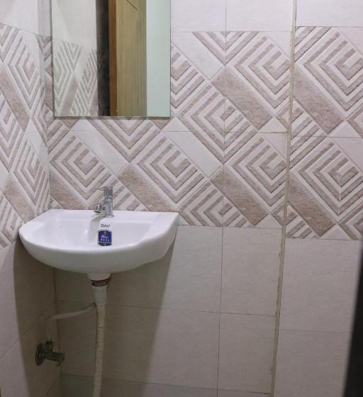 בית מלון כפרי Krishna Kunj Inn