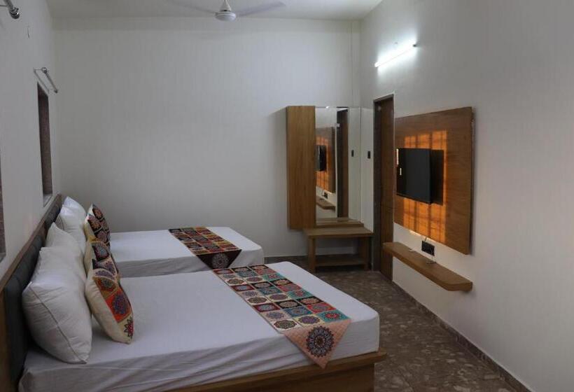 בית מלון כפרי Krishna Kunj Inn