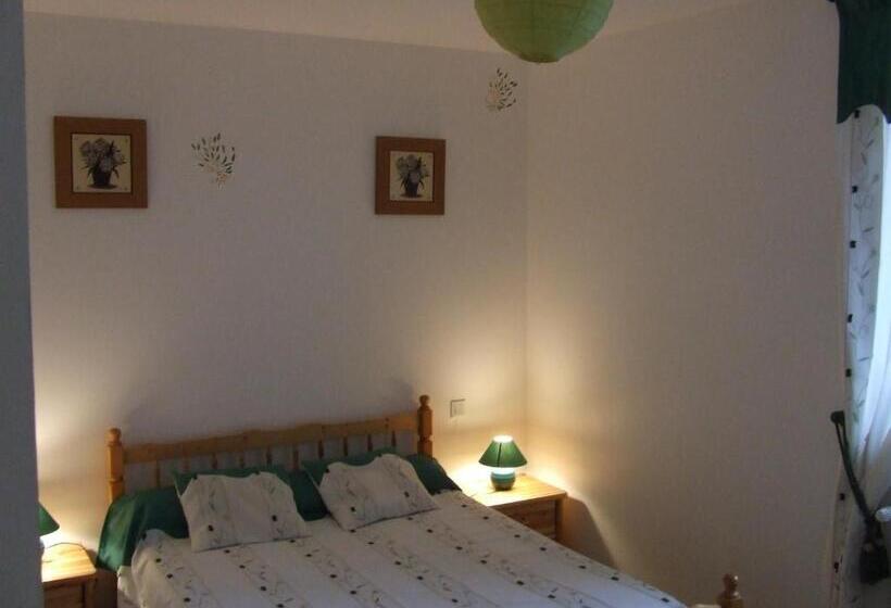 Bed and Breakfast Les Abris De La See