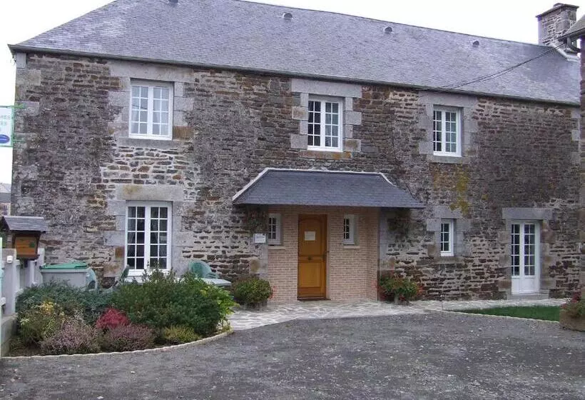 Aamiaismajoitus (B&B) Les Abris De La See