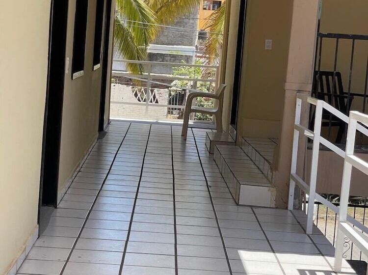 Hotel And Bungalows Palaces