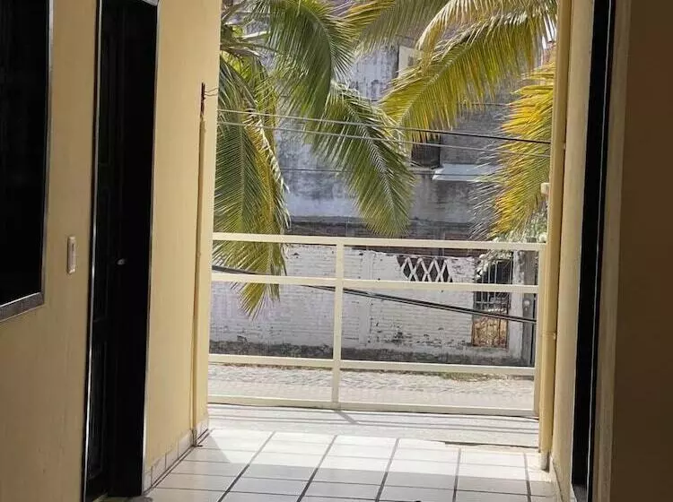 ホテル And Bungalows Palaces