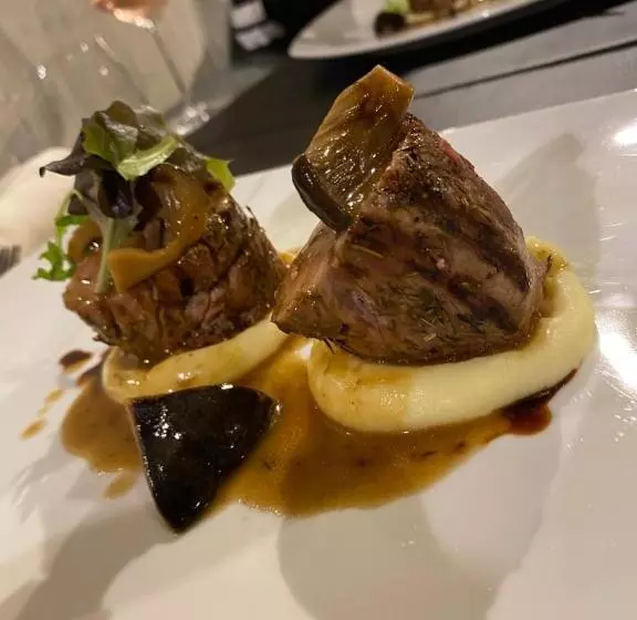 هتل Borgo Albergo Vulturis