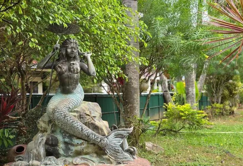 Hotelli Grand Villa Laguna