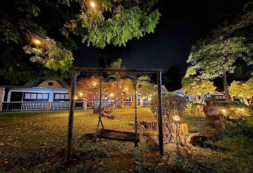 Hotelli Grand Villa Laguna