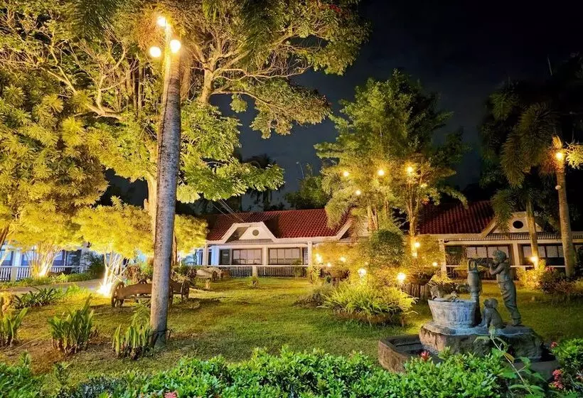 Hotelli Grand Villa Laguna