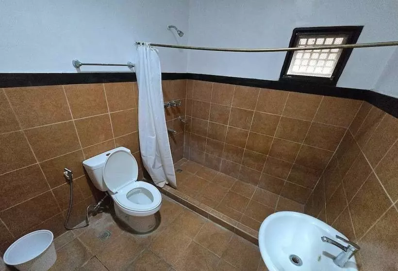 Hotelli Grand Villa Laguna