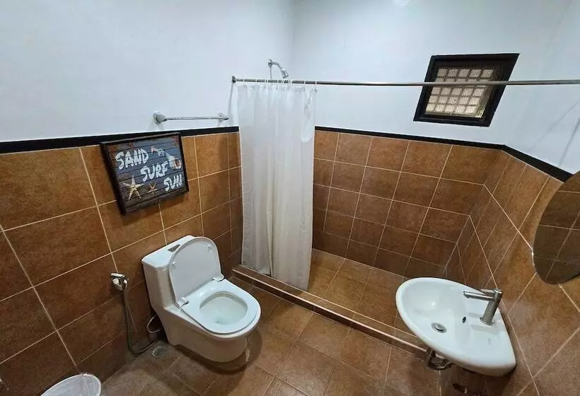 Hotelli Grand Villa Laguna