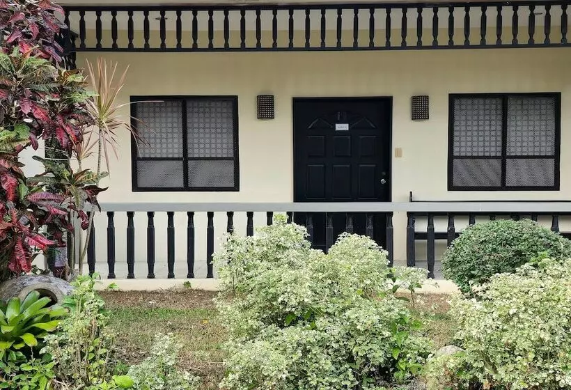 Hotelli Grand Villa Laguna