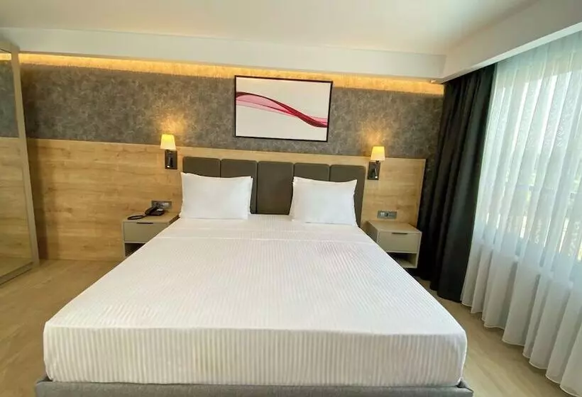 Hotelli Ramada By Wyndham Dalaman