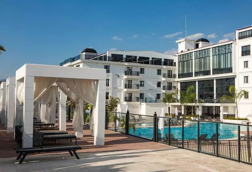 Hotelli Ramada By Wyndham Dalaman