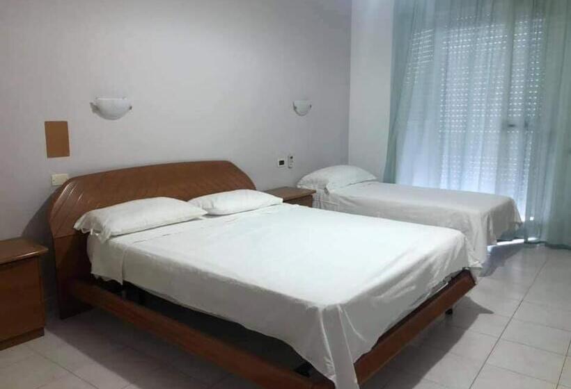 هتل Ristorante Garden