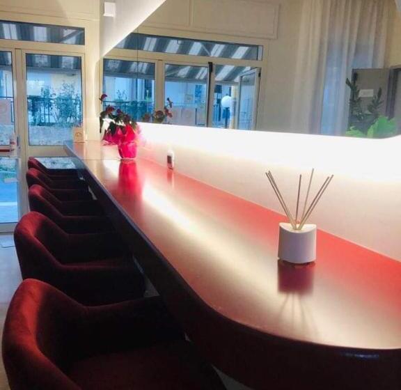 هتل Ristorante Garden