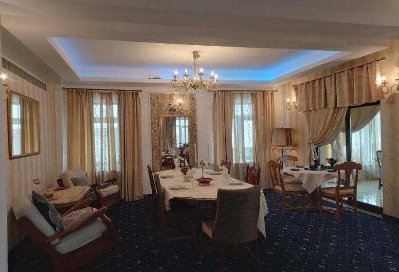 پانسیون Conacul Voievozilor