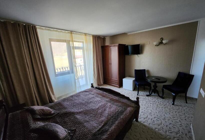 پانسیون Conacul Voievozilor