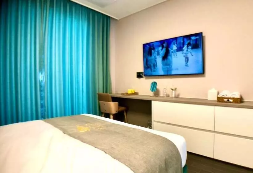 Golden Planet Hotel Pyeongtaek Godeck