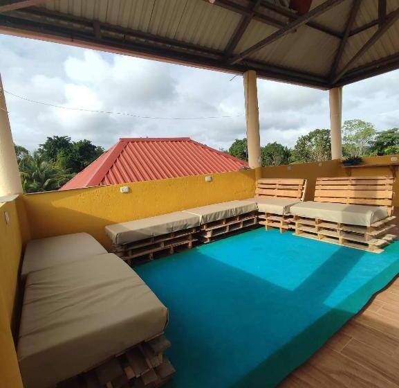 هاستل La Casa Colorada