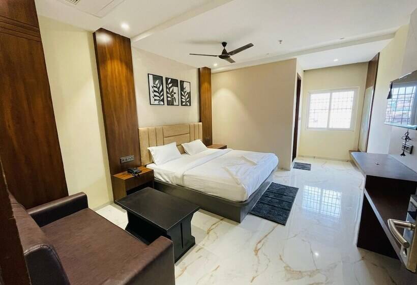 Hotel Narmada Residency