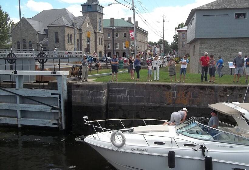 Bed and Breakfast 1840 Guest House