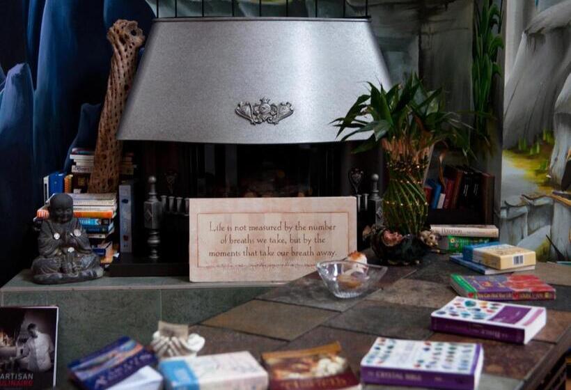 مبيت وإفطار Gîte Crystal Inn