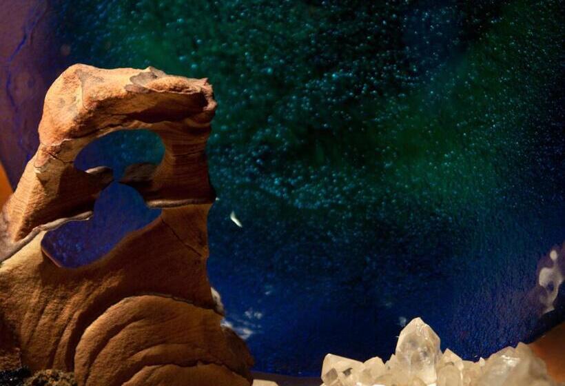 مبيت وإفطار Gîte Crystal Inn