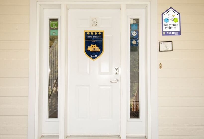 مبيت وإفطار Gîte Crystal Inn