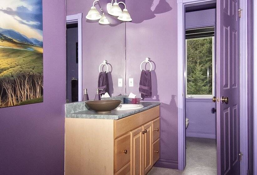 مبيت وإفطار Gîte Crystal Inn