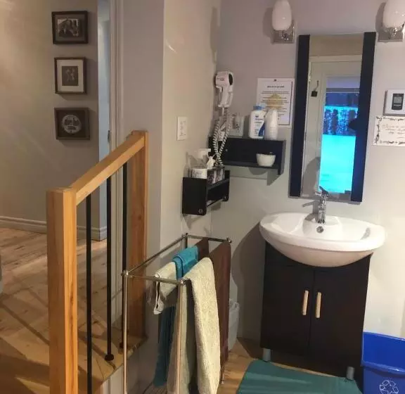 ベッドアンドブレックファースト Gîte De La Montagne Enchantée