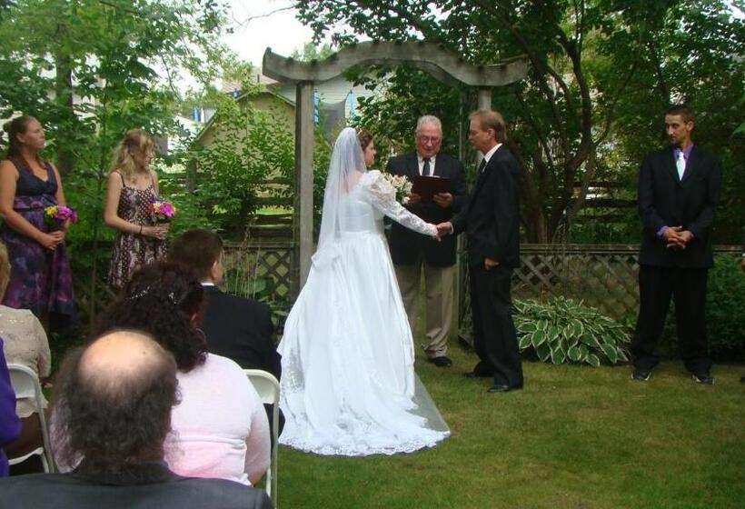 Gables Bed & Breakfast