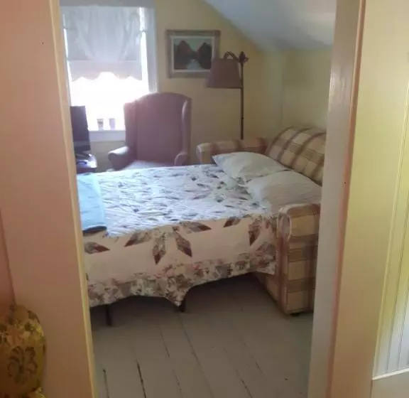 Gables Bed & Breakfast