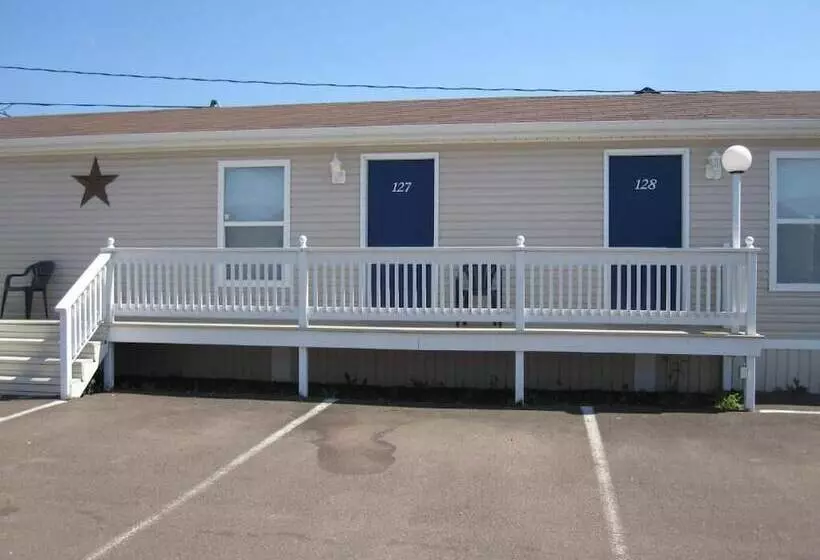 Gaudet Chalets & Motel