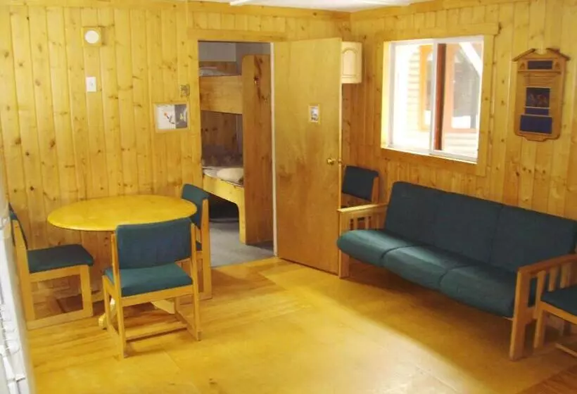 Hi Mosquito Creek Wilderness Hostel