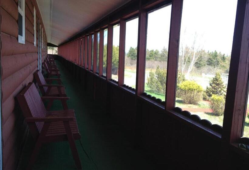 Hopewell Rocks Motel & Country Inn