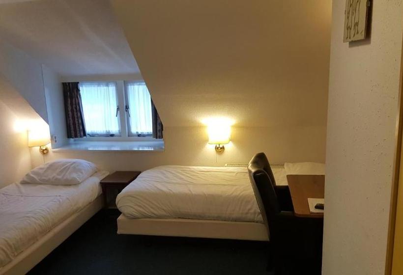 Hotel De Rustende Jager