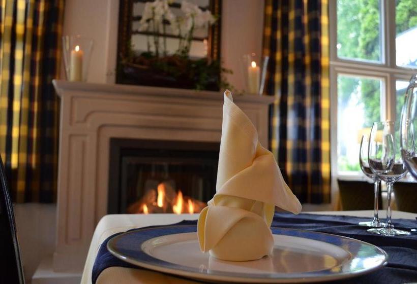 Hotel De Rustende Jager