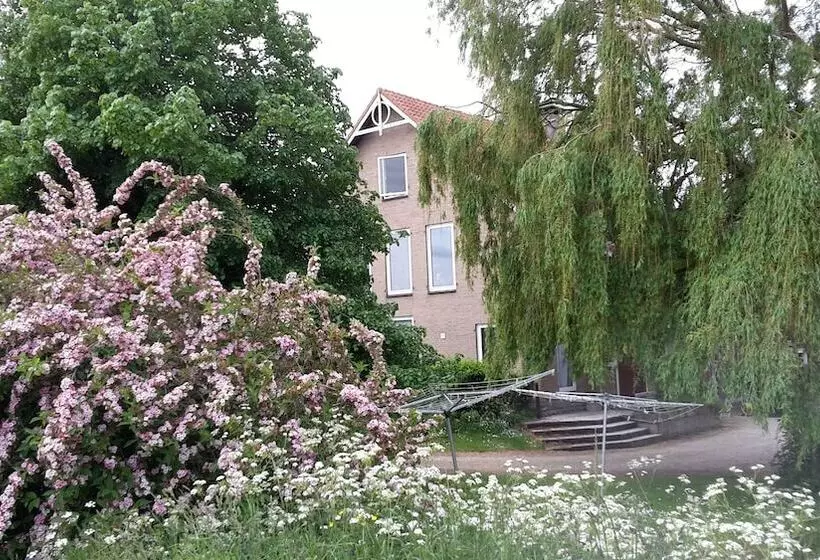 Hotelli Resort De Vlasschure
