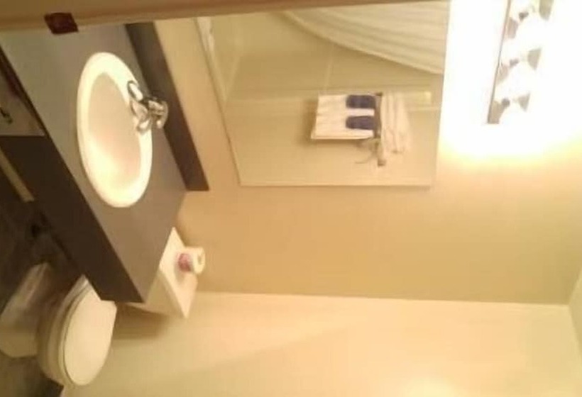 Мотель Crossfield Country Inn