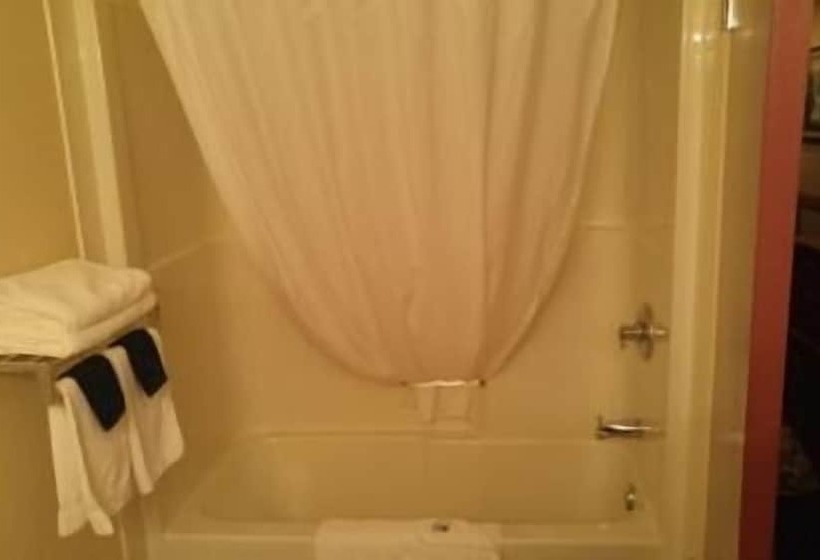 Мотель Crossfield Country Inn