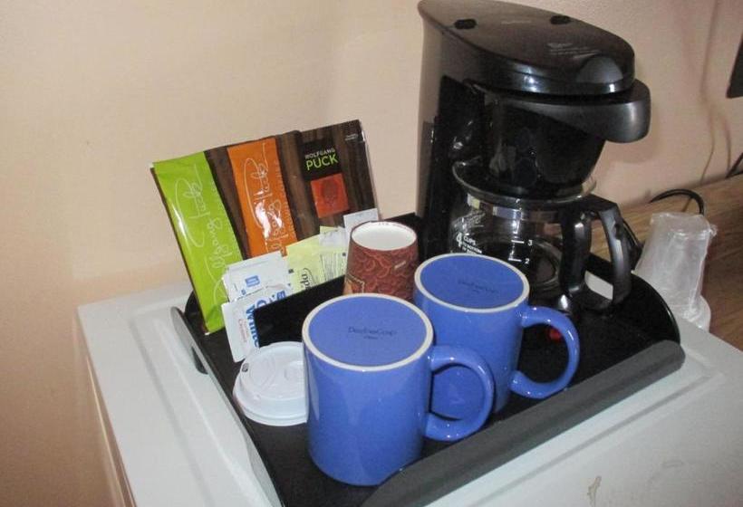 モーテル Northway Motor Inn