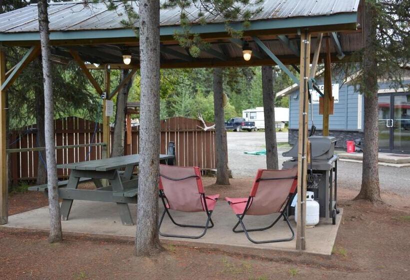 モーテル Northway Motor Inn