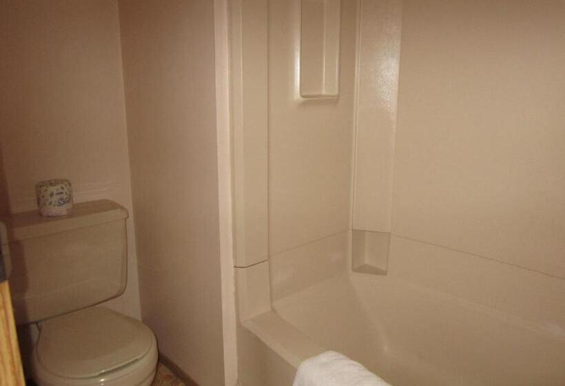 モーテル Northway Motor Inn